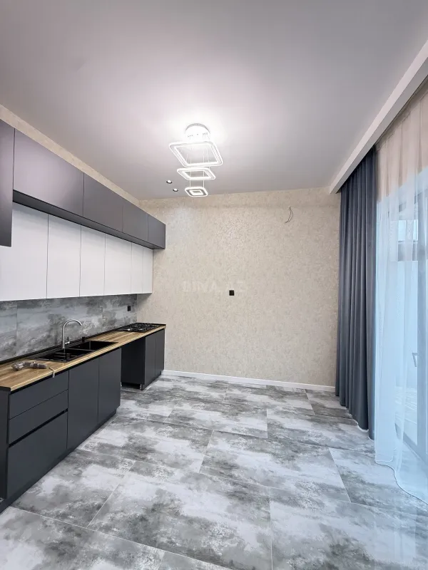 Satılır 4 otaqlı həyət evi 135 m²
