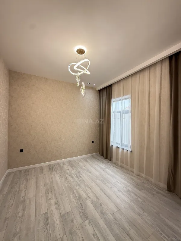 Satılır 4 otaqlı həyət evi 135 m²