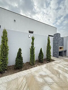 Satılır 4 otaqlı həyət evi 135 m²