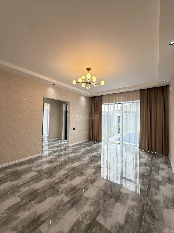 Satılır 4 otaqlı həyət evi 135 m²