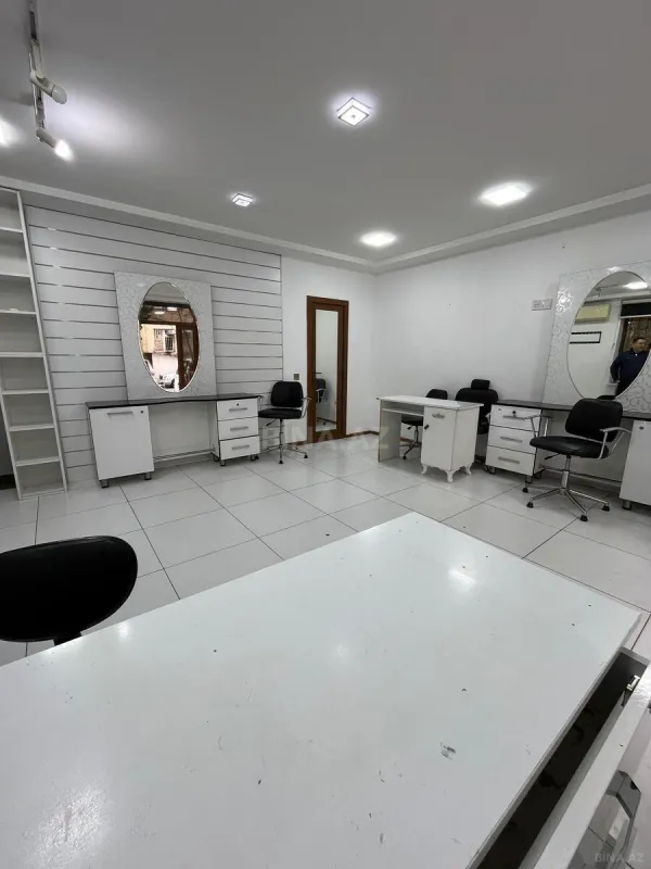 Kirayə verilir obyekt 60 m²