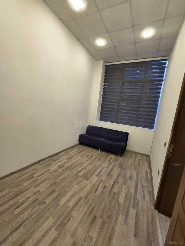 Kirayə verilir 6 otaqlı ofis 212 m²