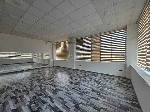 Kirayə verilir 6 otaqlı ofis 212 m² — Bakı, İçərişəhər 6 otaq 212.00 m²