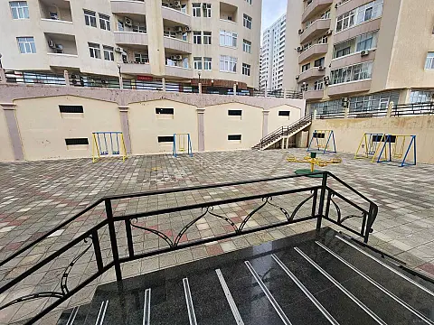 Kirayə verilir 6 otaqlı ofis 212 m²