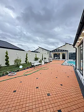 Satılır 4 otaqlı həyət evi 180 m²
