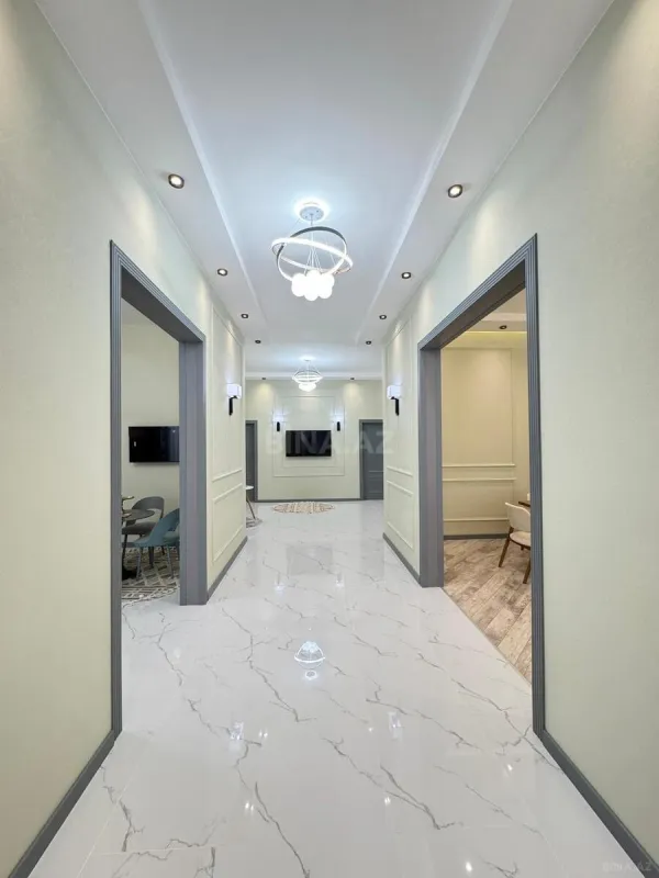 Satılır 4 otaqlı həyət evi 180 m²