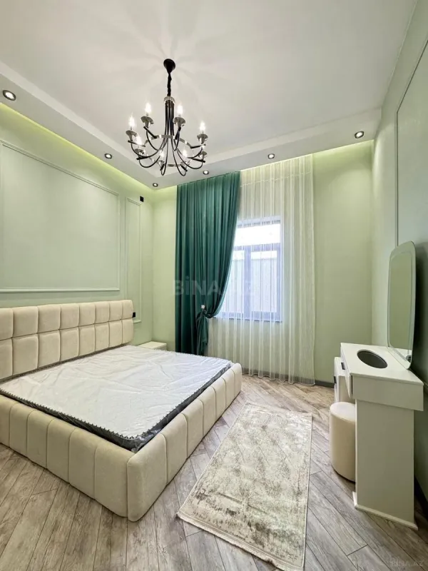 Satılır 4 otaqlı həyət evi 180 m²