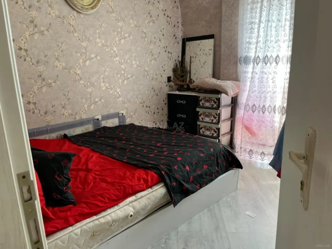 Satılır 3 otaqlı mənzil 77 m²