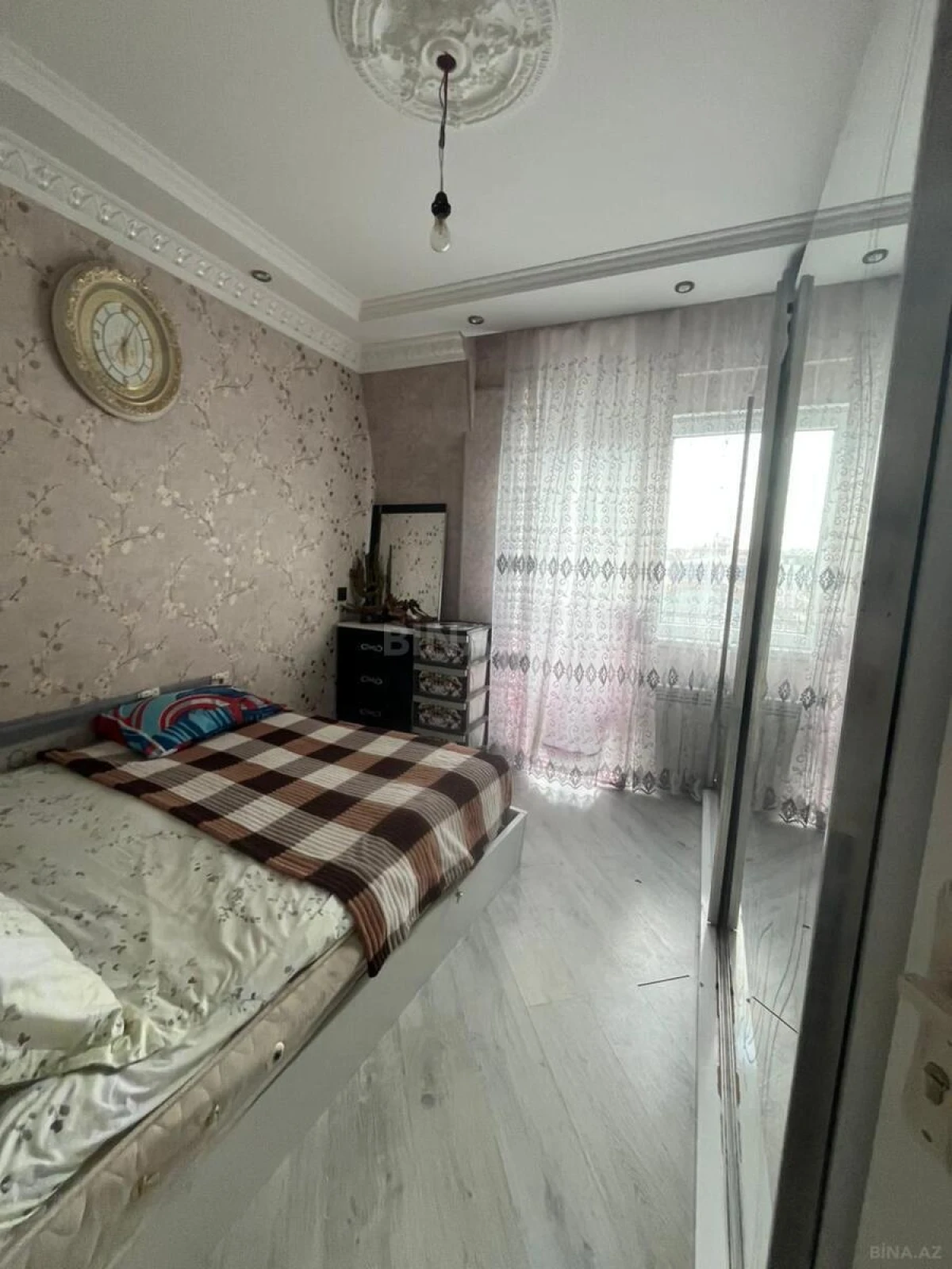 Satılır 3 otaqlı mənzil 77 m²
