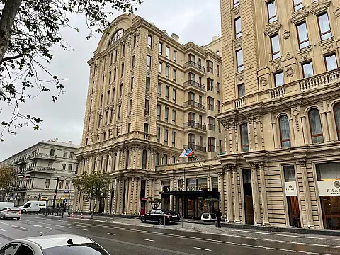 Satılır obyekt 288 m² — Bakı, Sahil qəs. 288.00 m²