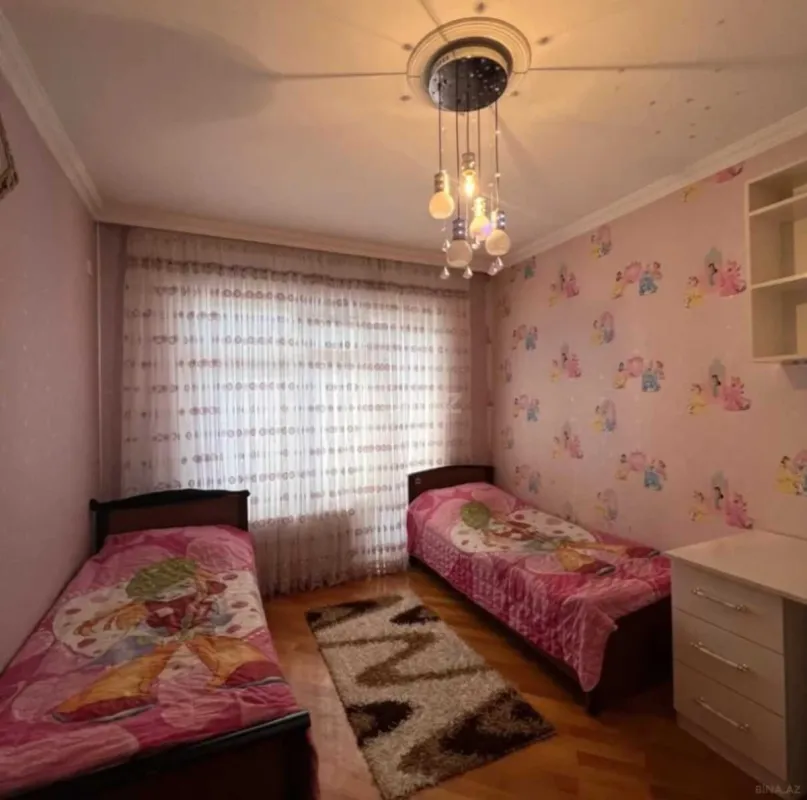 Satılır 3 otaqlı mənzil 90 m²