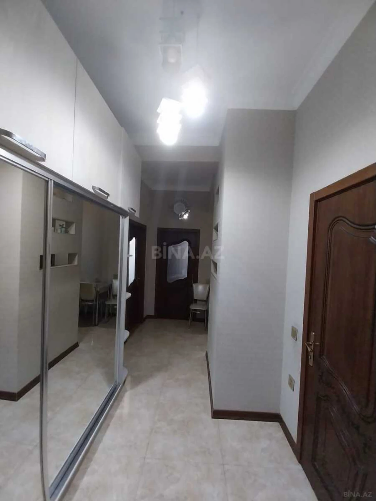 Satılır 2 otaqlı mənzil 58 m²
