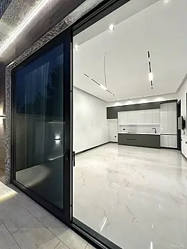 Satılır 5 otaqlı həyət evi 250 m²