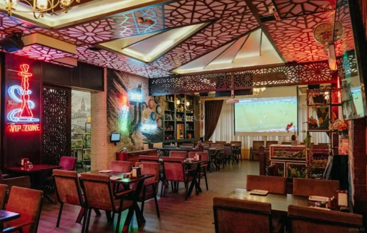 Satılır obyekt 255 m²