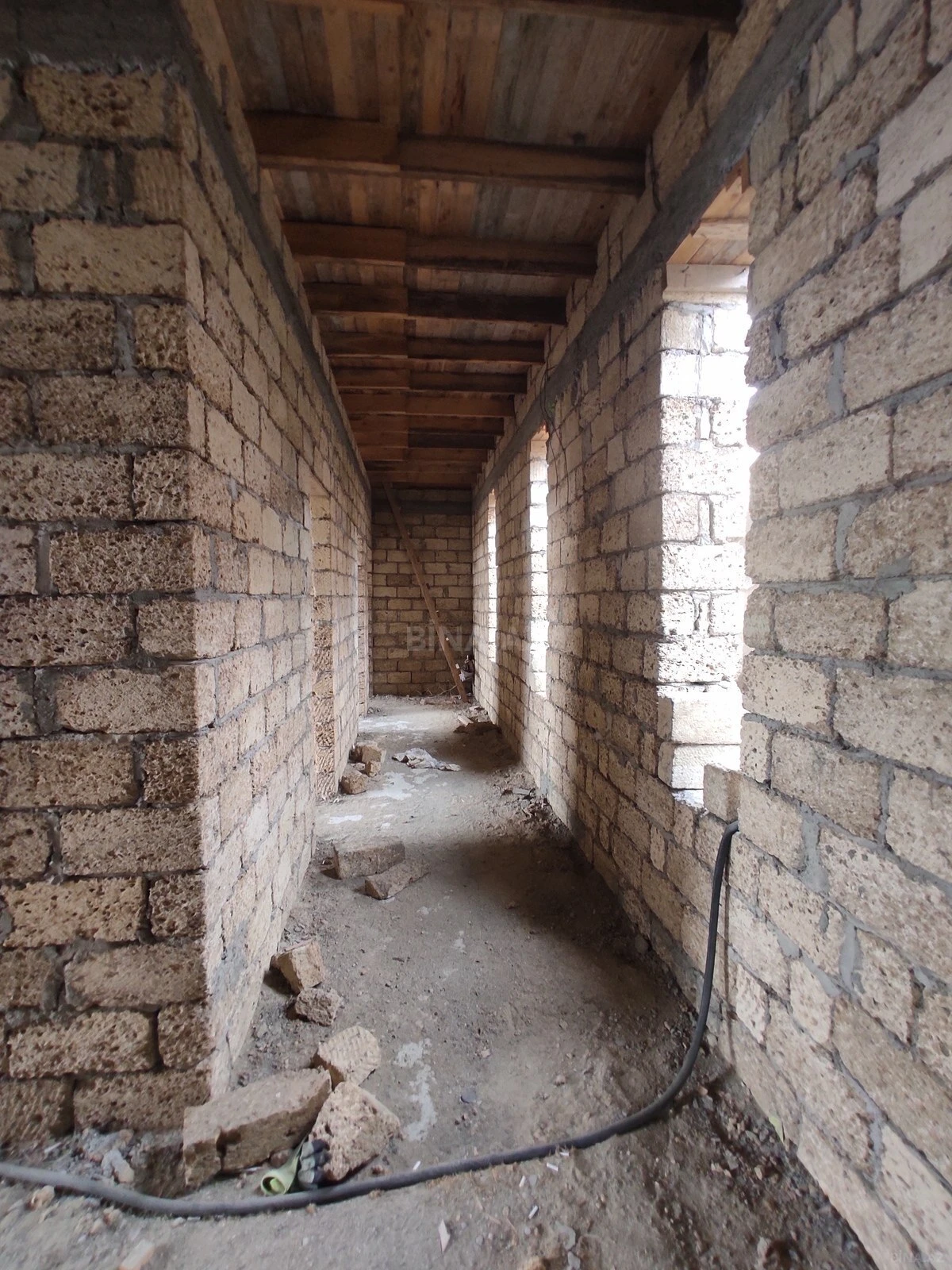 Satılır 4 otaqlı həyət evi 147 m²