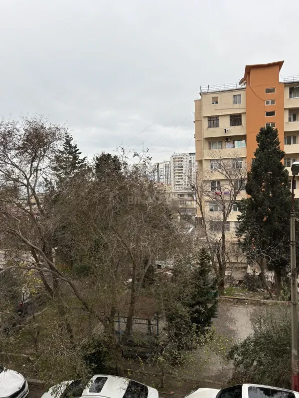 Satılır 3 otaqlı mənzil 75 m²