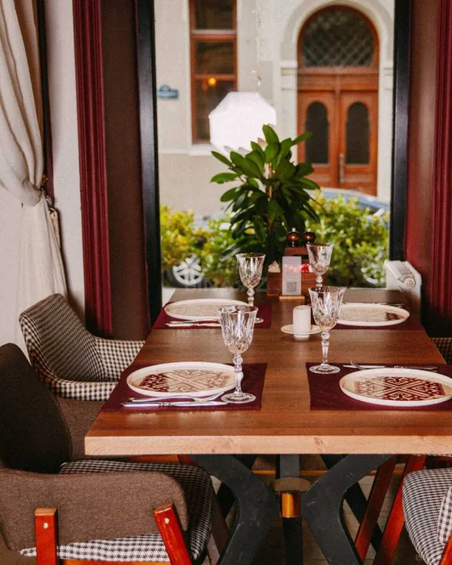 Kirayə verilir obyekt 130 m²