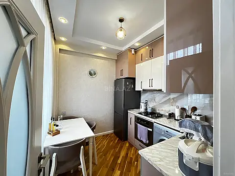 Satılır 3 otaqlı mənzil 87 m²