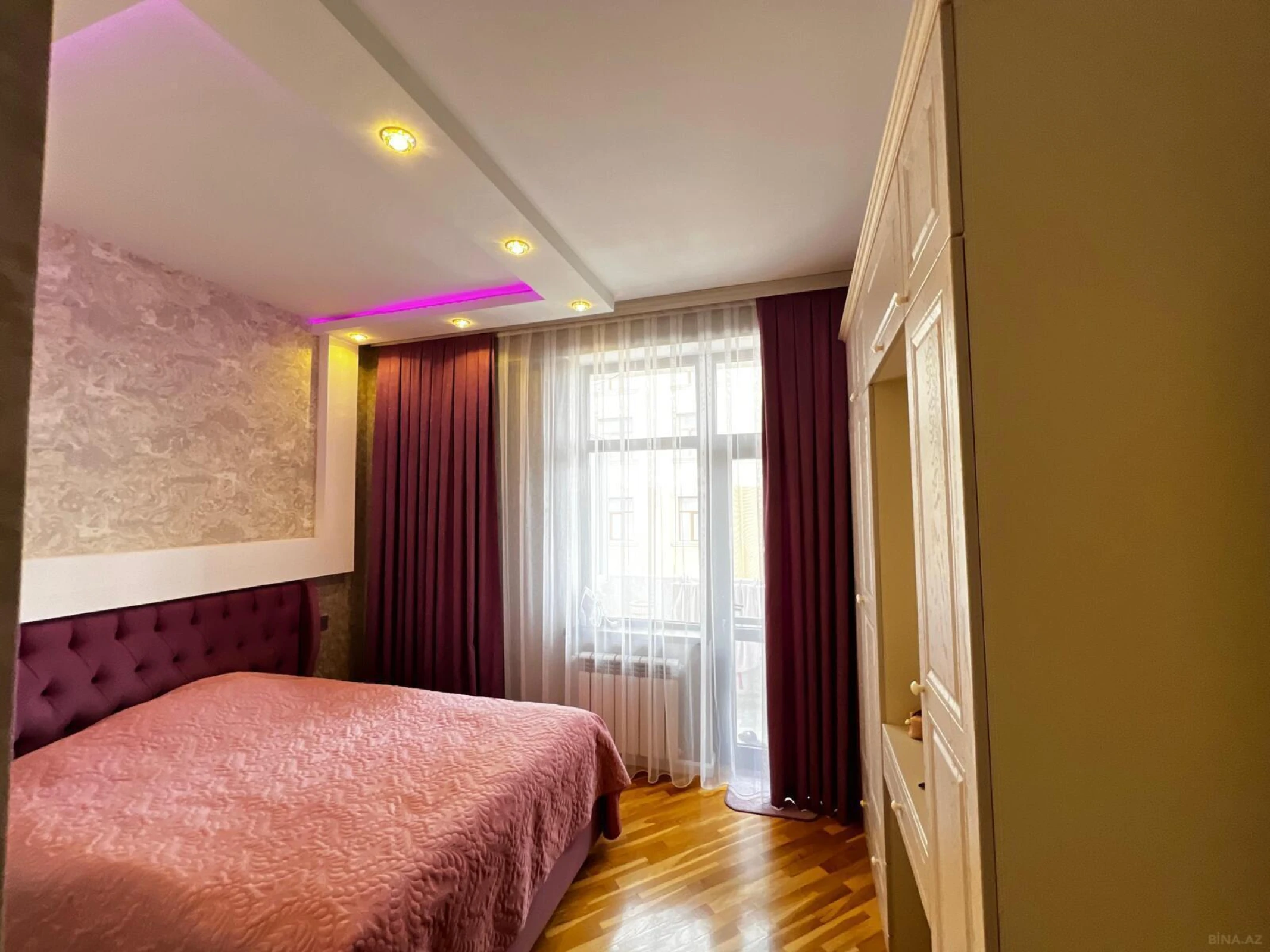 Satılır 3 otaqlı mənzil 87 m²