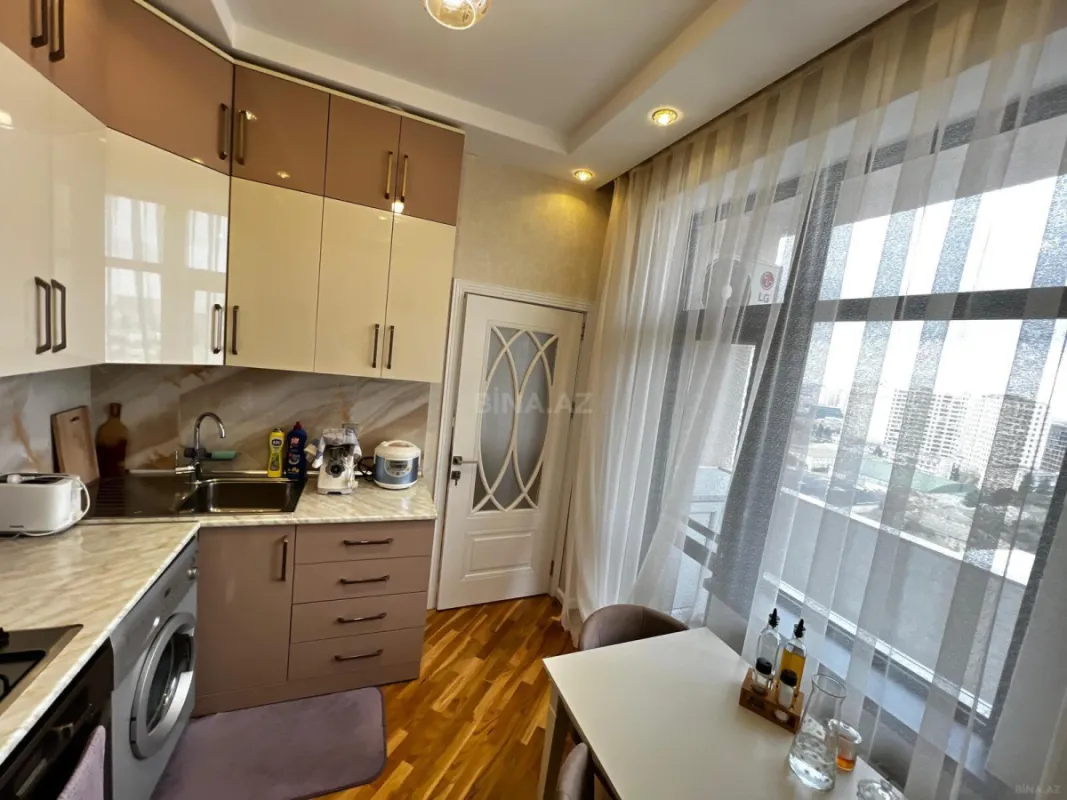 Satılır 3 otaqlı mənzil 87 m²