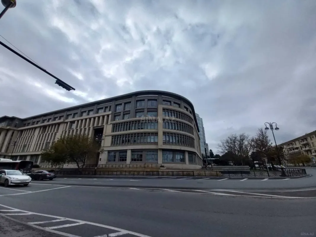 Satılır obyekt 150 m²