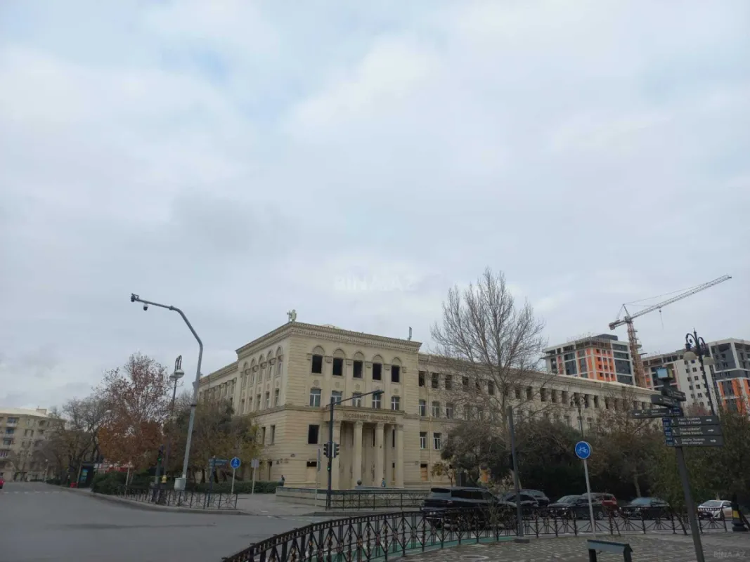 Satılır obyekt 150 m²