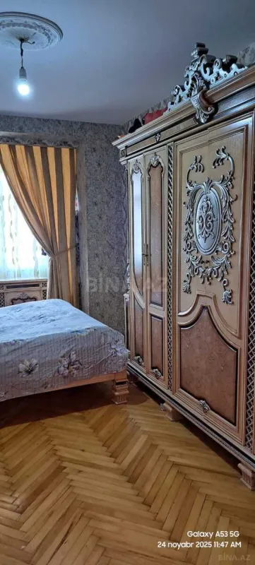 Satılır 5 otaqlı mənzil 110 m²