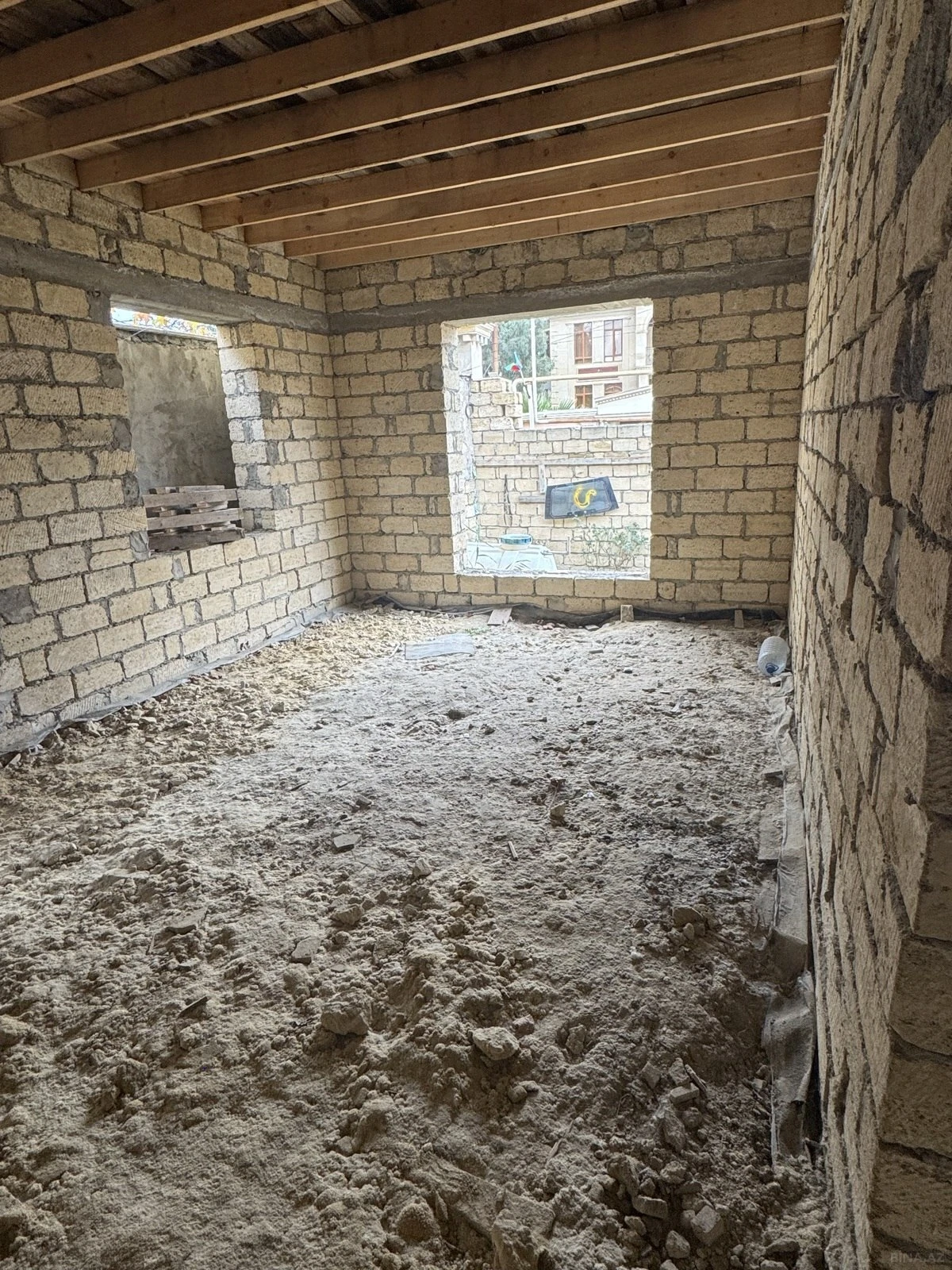 Satılır 4 otaqlı həyət evi 110 m²