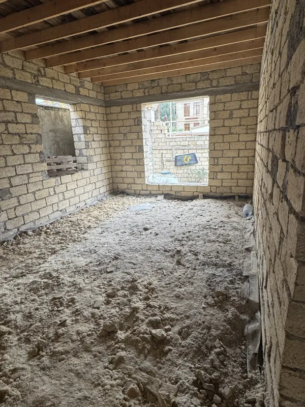 Satılır 4 otaqlı həyət evi 110 m²