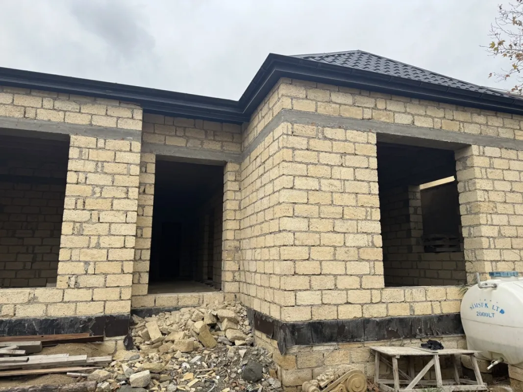 Satılır 4 otaqlı həyət evi 110 m²