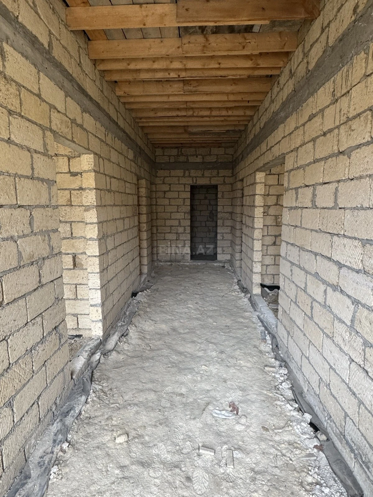 Satılır 4 otaqlı həyət evi 110 m²