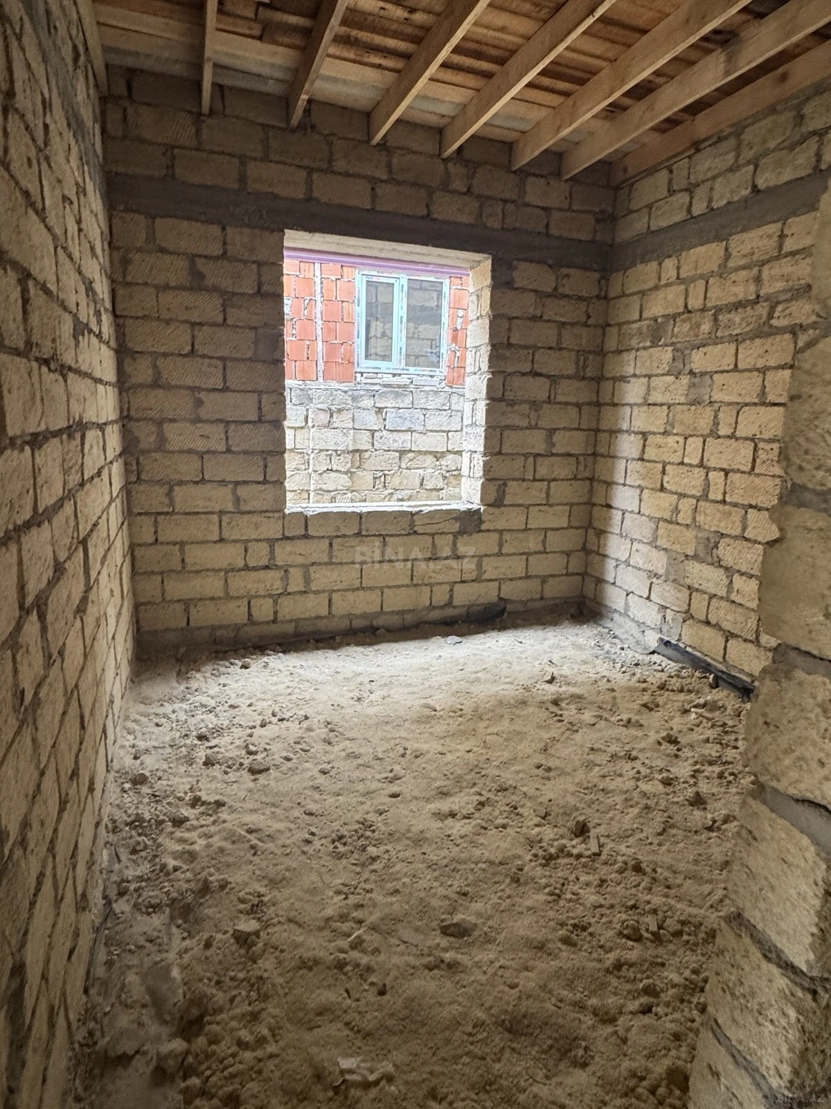 Satılır 4 otaqlı həyət evi 110 m²