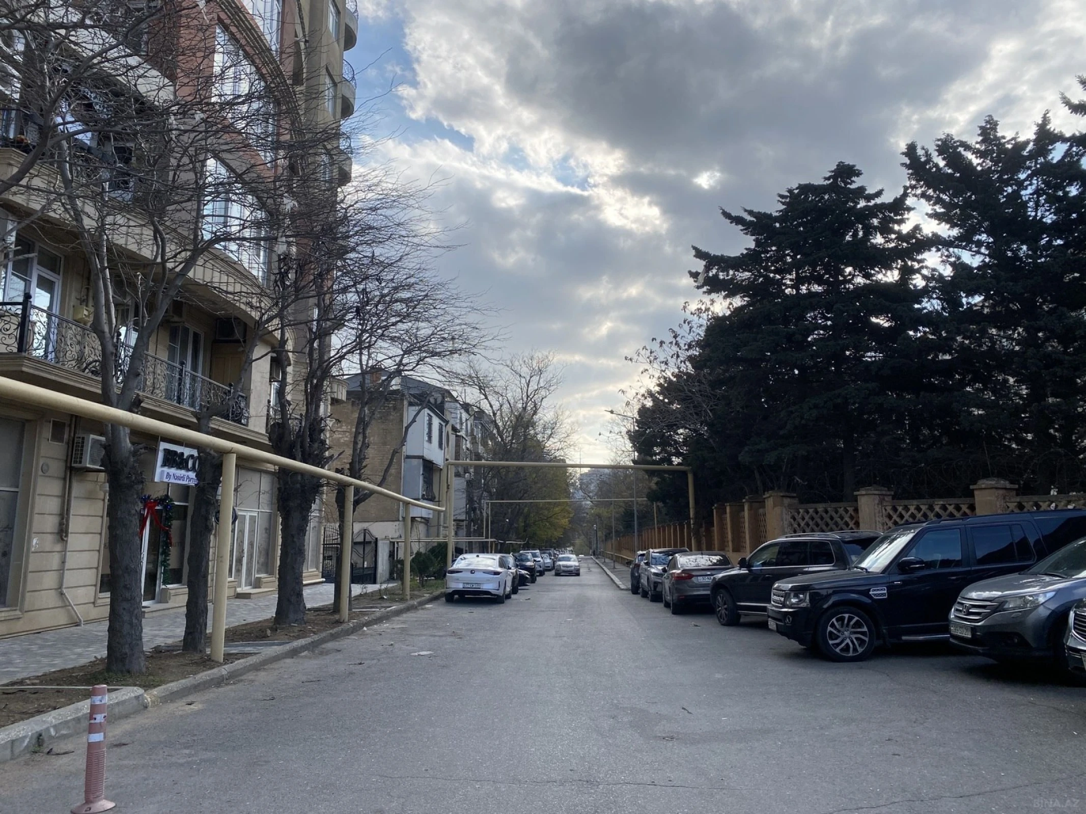 Satılır obyekt 201 m²