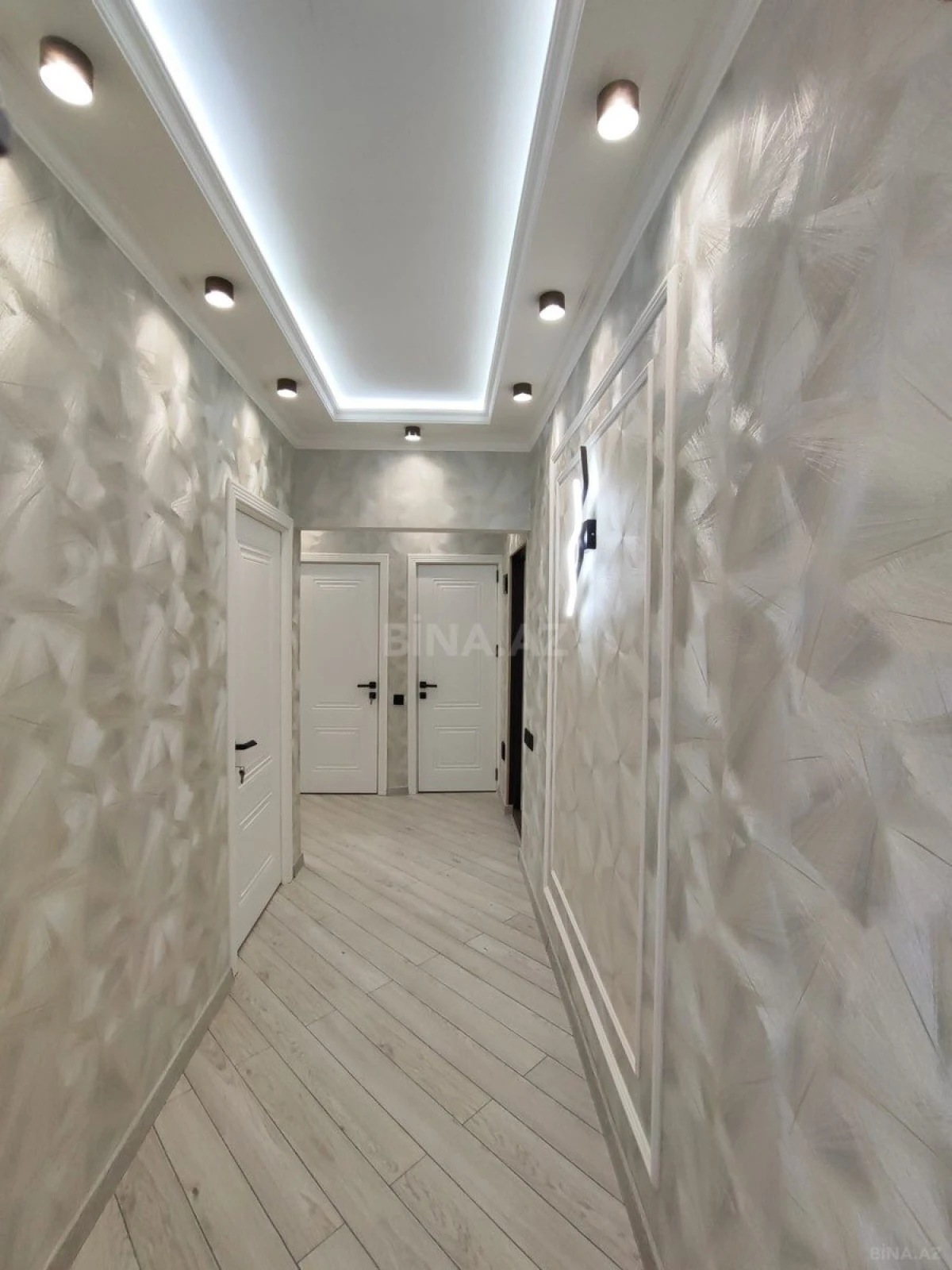 Satılır 3 otaqlı mənzil 65 m²