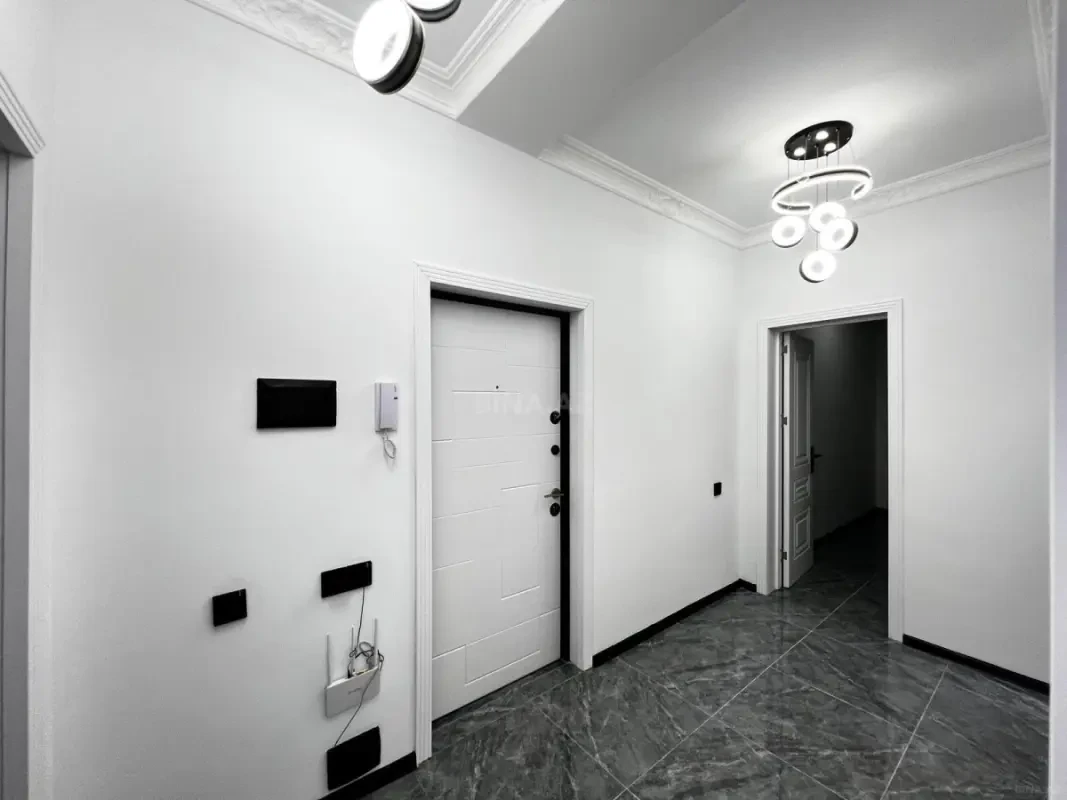 Satılır 3 otaqlı mənzil 74 m²