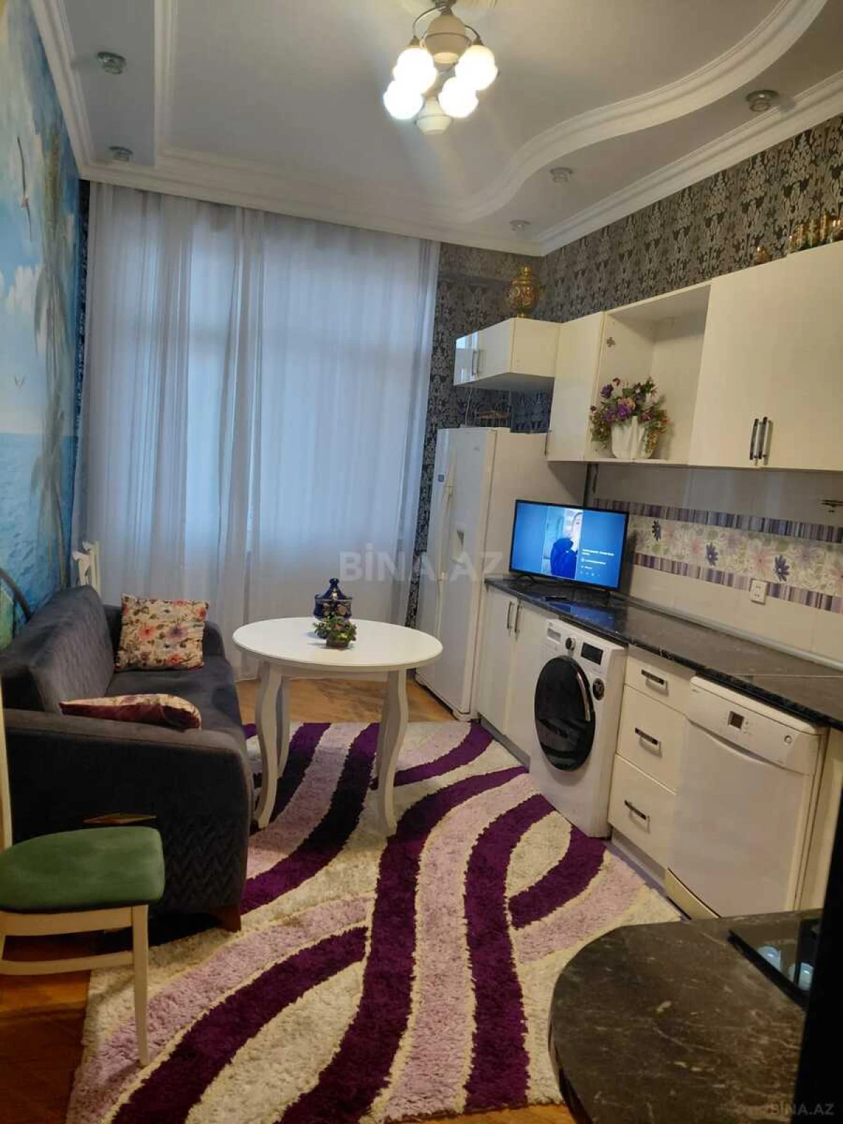 Satılır 3 otaqlı mənzil 178 m²