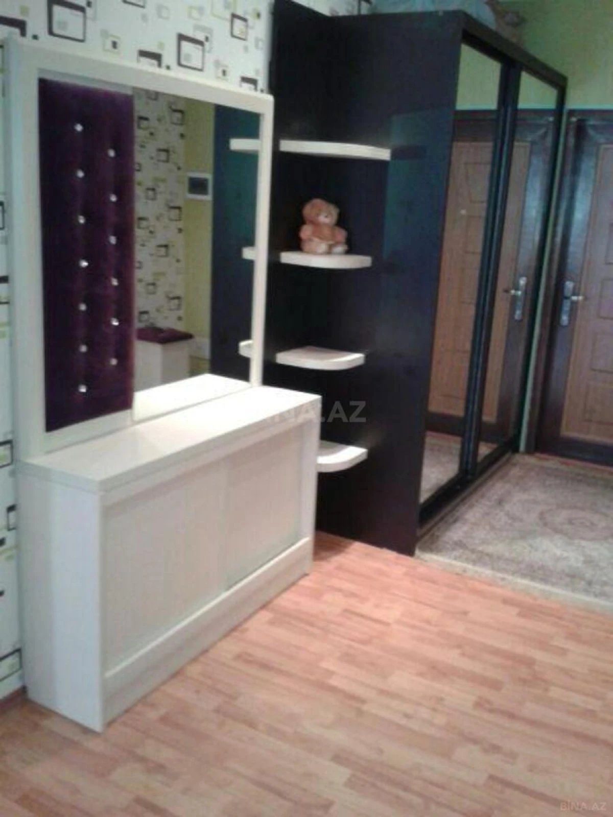 Satılır 2 otaqlı mənzil 65 m²