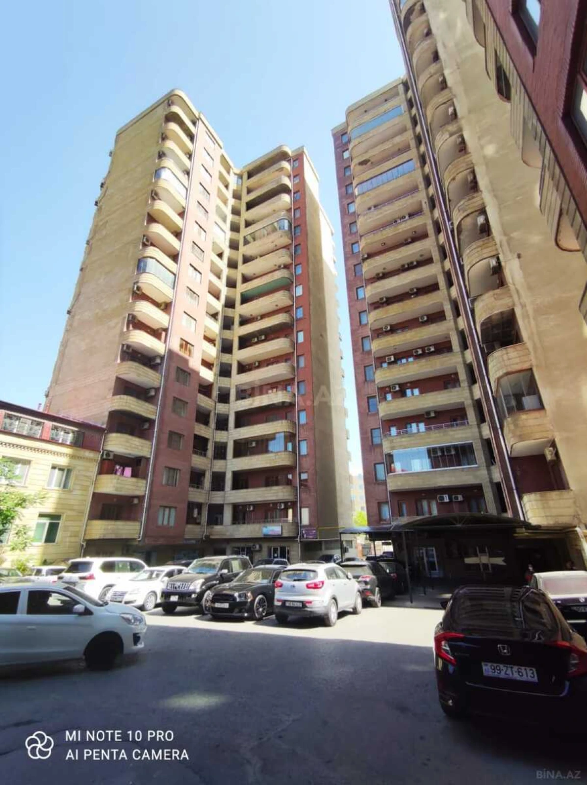 Satılır 2 otaqlı mənzil 65 m²