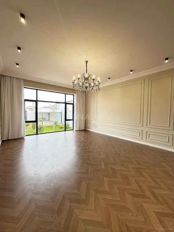 Satılır 4 otaqlı həyət evi 200 m²