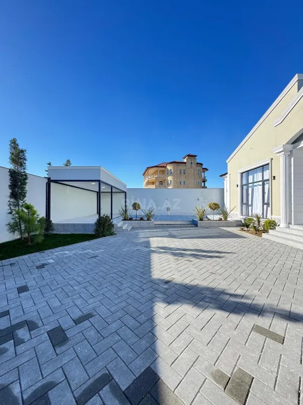 Satılır 4 otaqlı həyət evi 200 m²