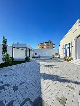 Satılır 4 otaqlı həyət evi 200 m²