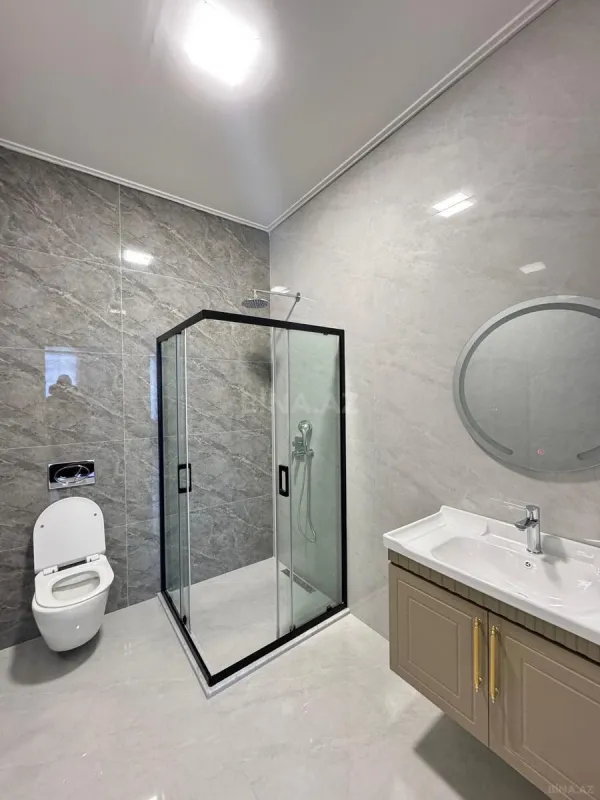 Satılır 4 otaqlı həyət evi 200 m²