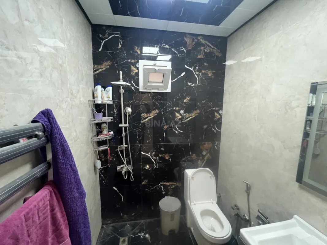 Satılır 4 otaqlı həyət evi 105 m²