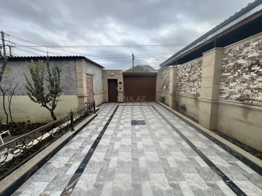 Satılır 4 otaqlı həyət evi 105 m²