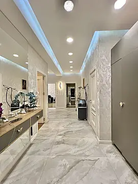 Satılır 3 otaqlı mənzil 127 m²