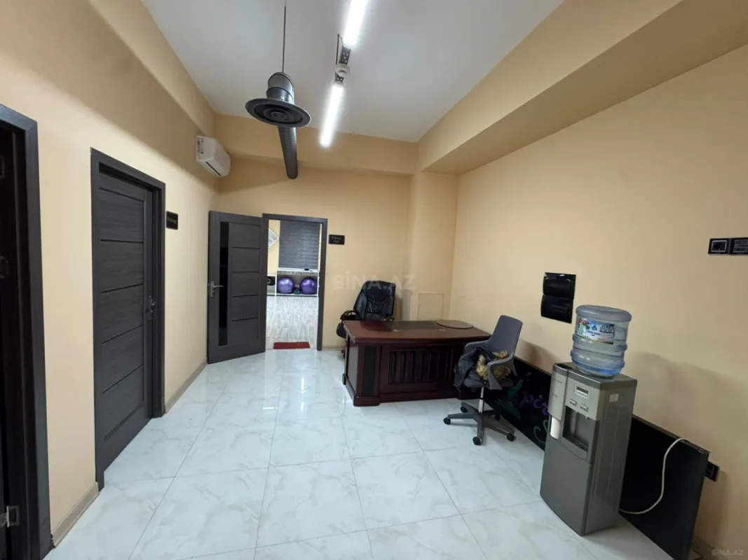 Satılır obyekt 174 m²