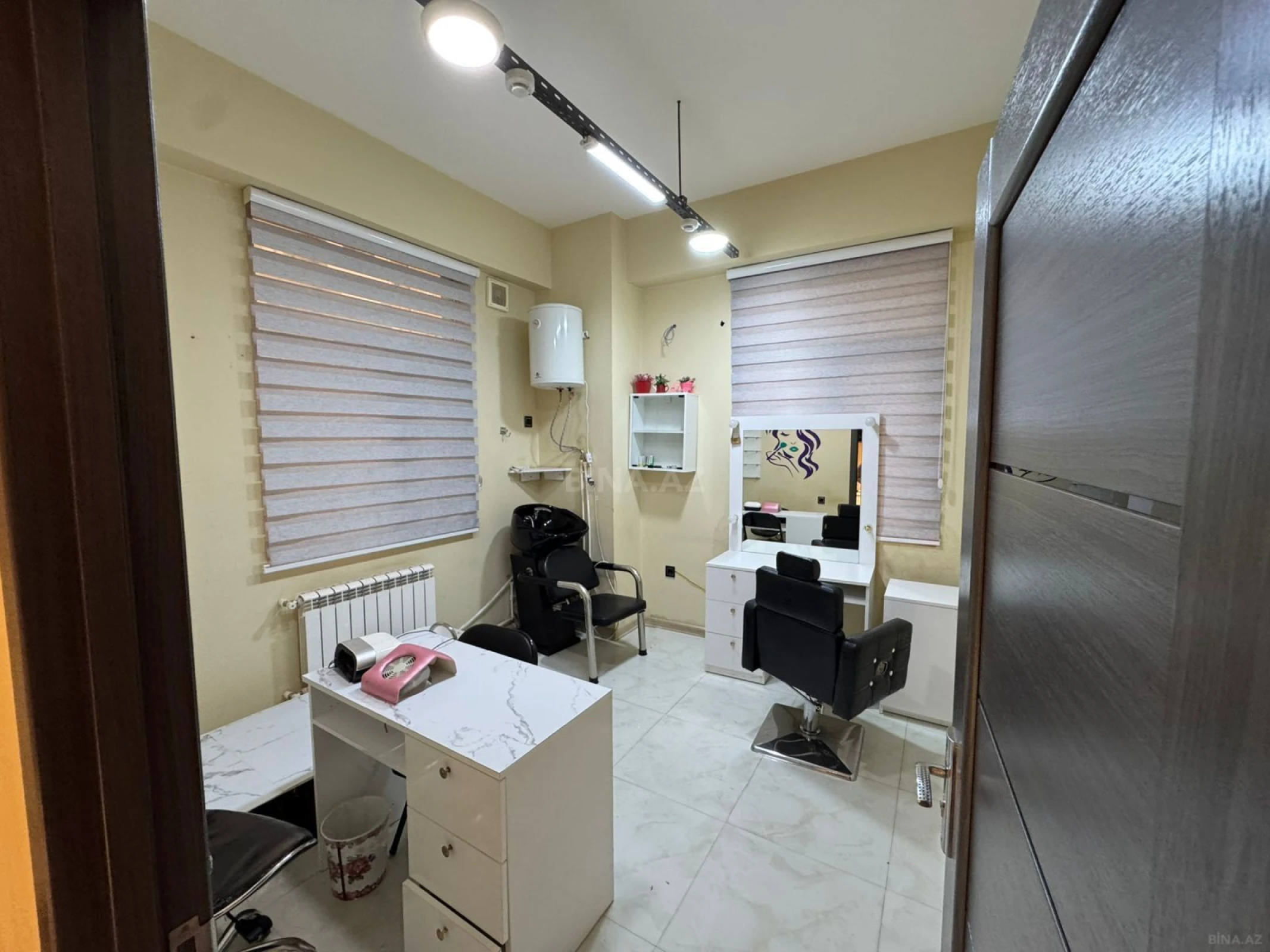 Satılır obyekt 174 m²