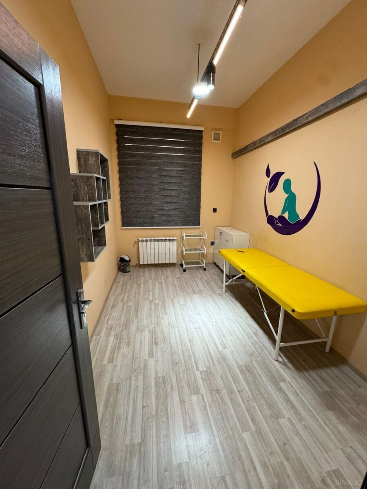 Satılır obyekt 174 m²