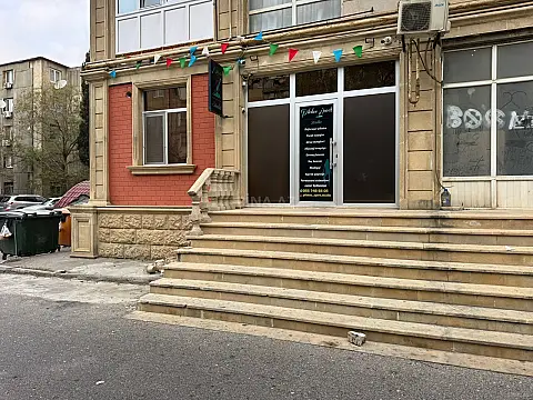 Satılır obyekt 174 m²