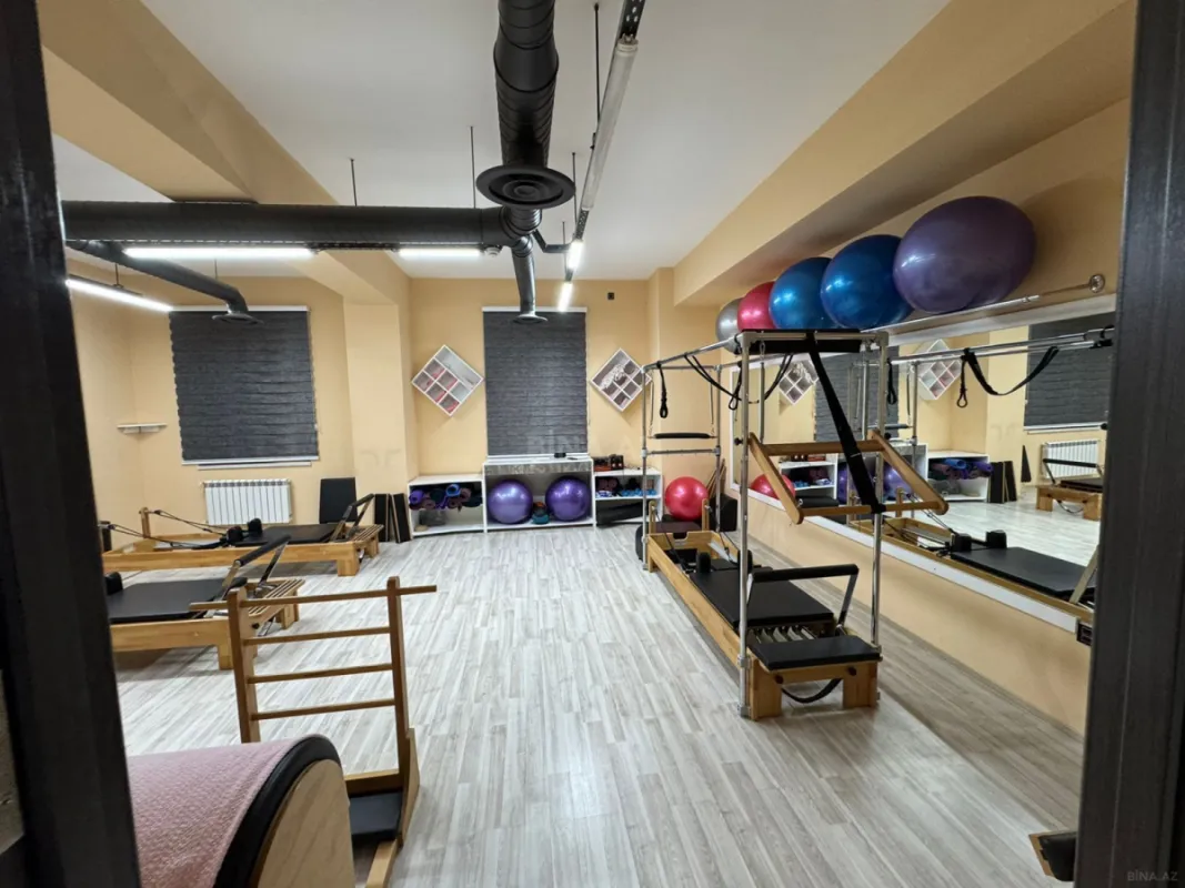 Satılır obyekt 174 m²